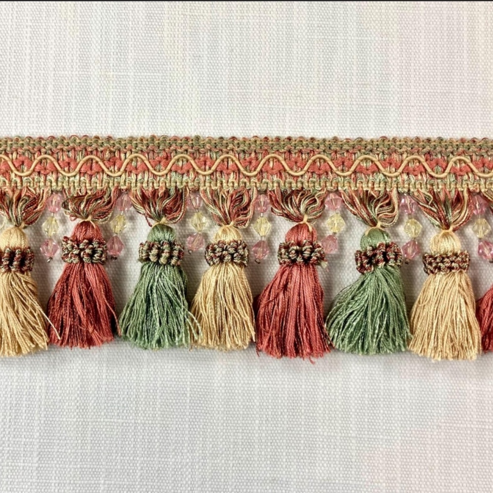 Tasseled embroidered trim